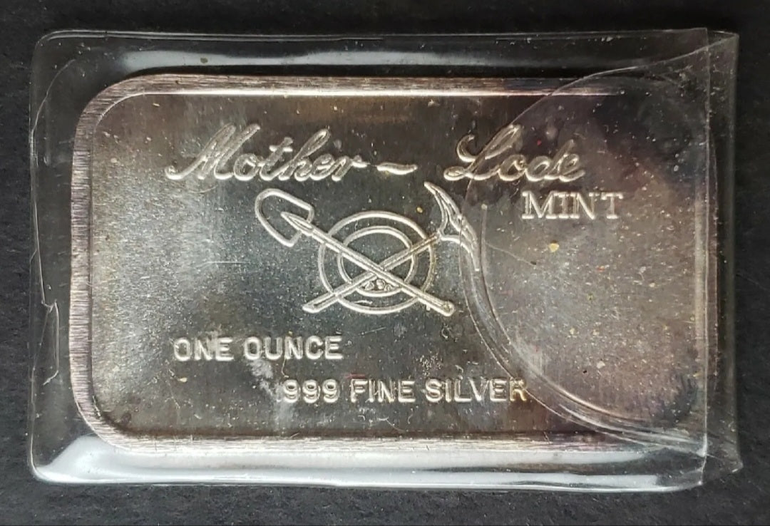 Vintage 1973 Mother-Lode Mint 1oz Silver
First Love Bar